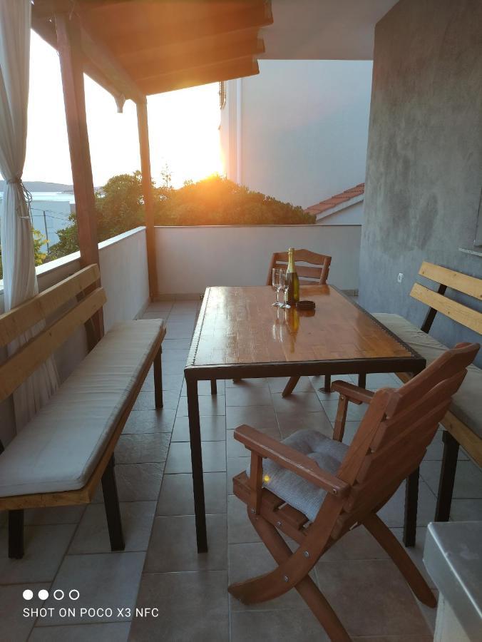 Apartmani Lana シベニク エクステリア 写真